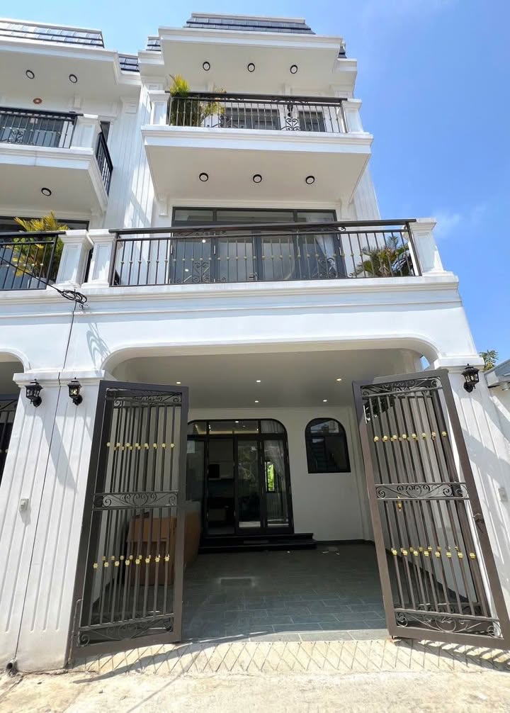 Nhà 3 Tầng Kiệt Oto Lê Đức Anh, Huế - 69m² Sổ Hồng Hoàn Công