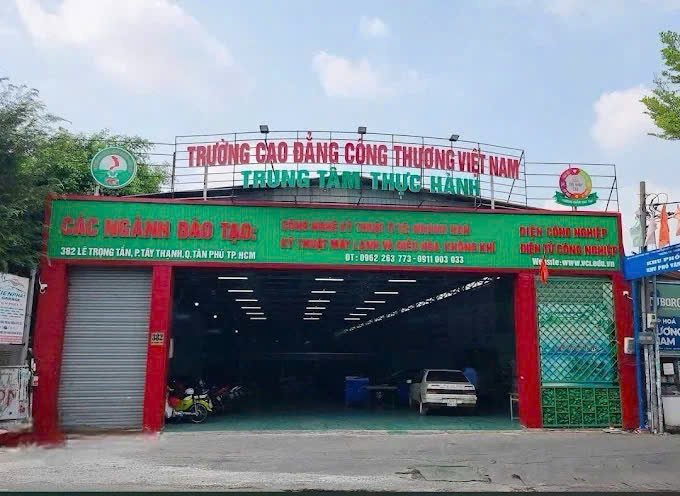 Nhà Mặt Tiền Lê Trọng Tấn, Tân Phú - 850m² Kinh Doanh Đỉnh Cao, 150 Tỷ