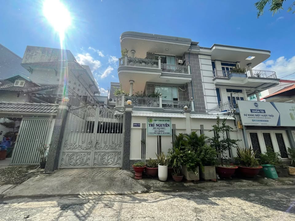 Townhouse Nguyễn Xí Bình Thạnh 189m² 28.5 tỷ - Sẵn ở ngay