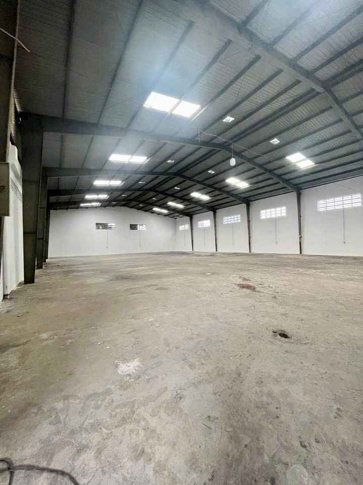 Cho thuê kho xưởng 1100m² Quận 12 - Sẵn sàng sản xuất, container vào tận nơi