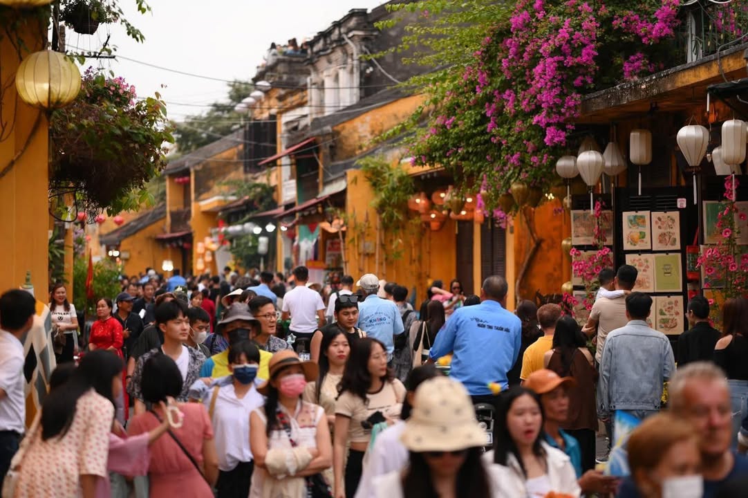 Đất Mặt Tiền Hùng Vương, Đà Nẵng - 200m² Giá 15 Tỷ, Tiềm Năng Vượt Trội