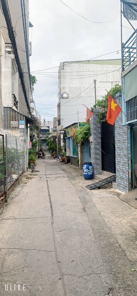 Nhà riêng Bình Tân 76m² giá hơn 5 tỷ - Hẻm thông ô tô vào tận nhà!