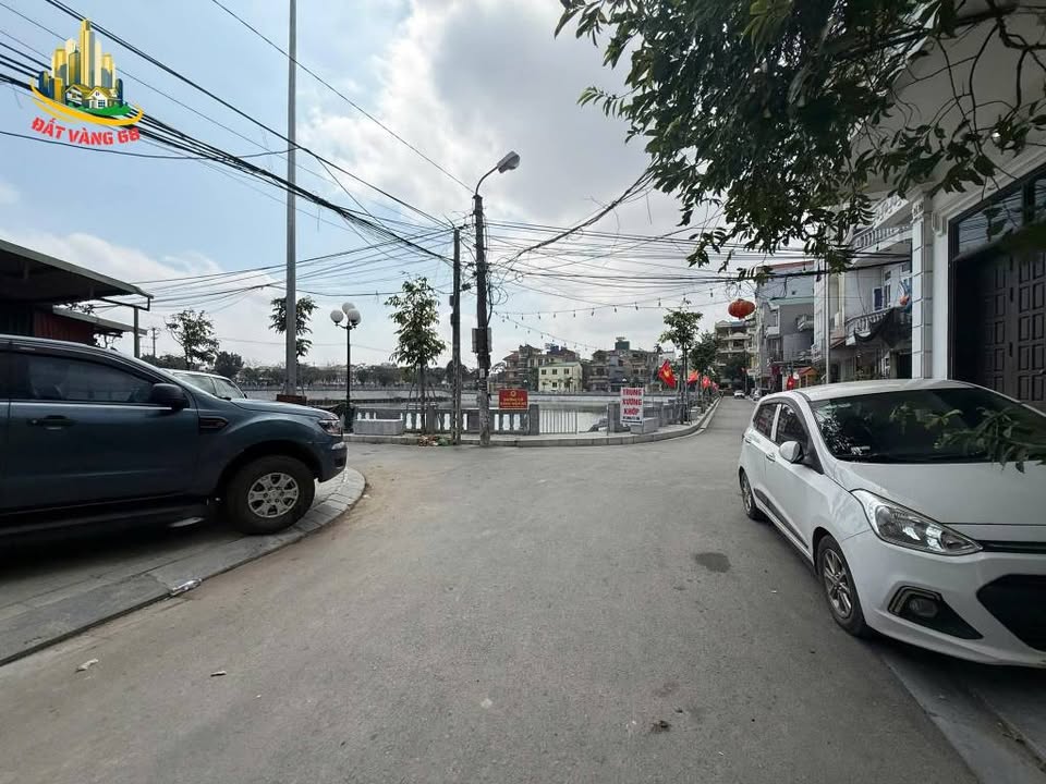 Đất Vàng 73m² Mặt Tiền Kinh Doanh 2 Hướng, View Hồ Lâm Sản - Nam Định