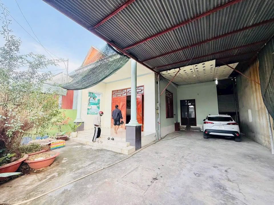 Nhà riêng Trảng Dài 300m² - Ô tô vào tận nhà, full nội thất!