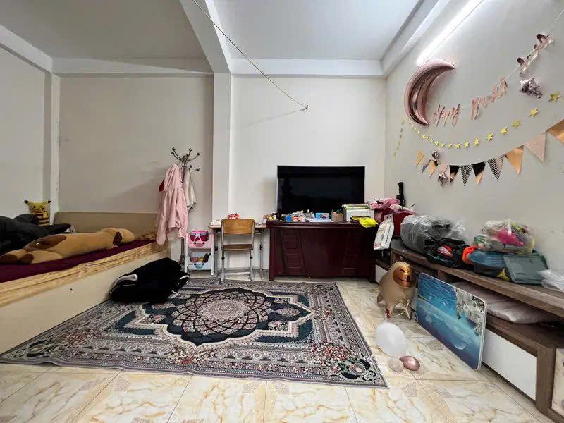 Nhà Phố Hai Bà Trưng 30m² - 11.5 Tỷ - Mặt Tiền Rộng, Kinh Doanh Đỉnh