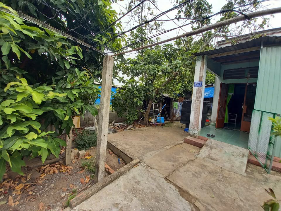 Bán nhà Tân Thạnh Tây Củ Chi 187m² giá 1.5 tỷ - Vị trí đẹp giá tốt hiếm có!