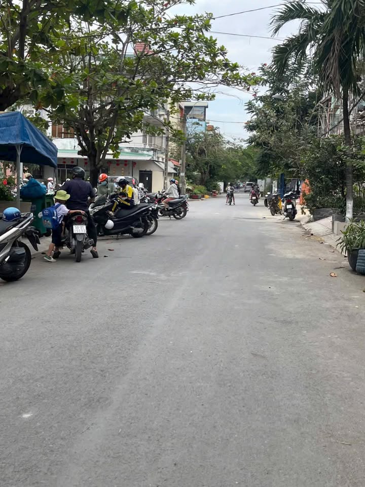 Kho/Xưởng Bình Hưng, Q8 108m² - Hoạt động ngay!