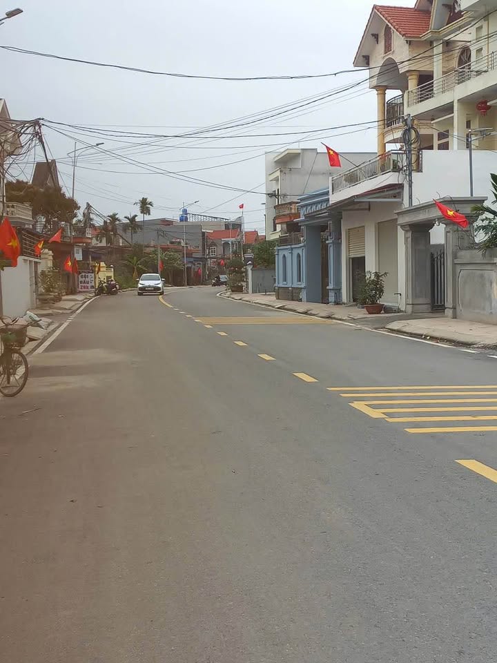 Đất nền mặt đường Trục xã Khởi Nghĩa, Tiên Lãng - 224m² - Dưới 4 tỷ