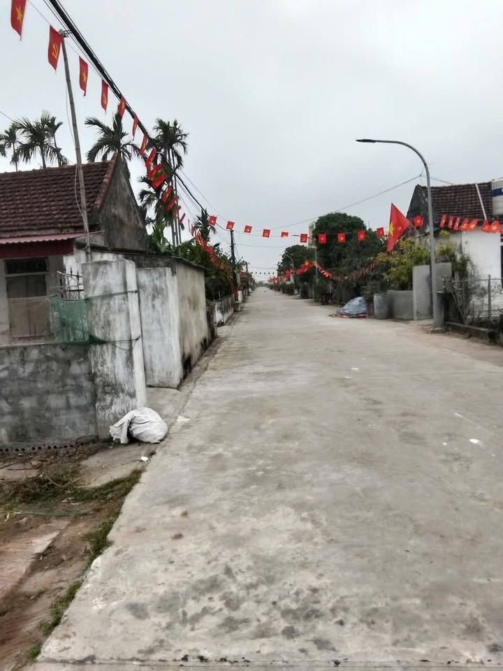 Đất xóm 1 Phúc Thắng 450m² 2 tỷ - Đường ô tô rộng