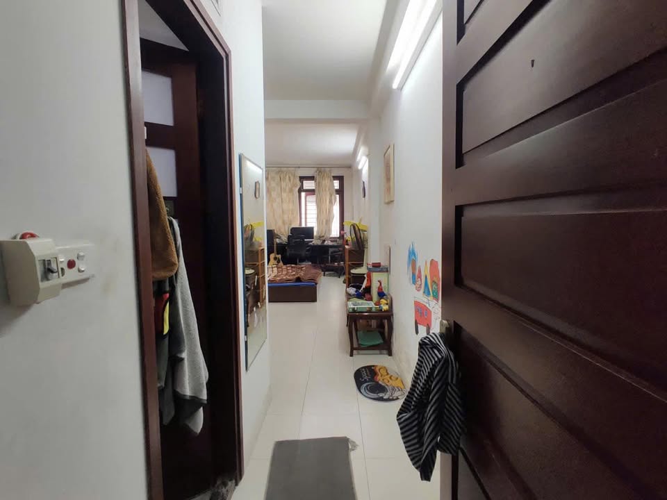 Bán nhà Hoàng Hoa Thám Ba Đình 41m² 5 tầng - Sát Lăng Bác giá tốt