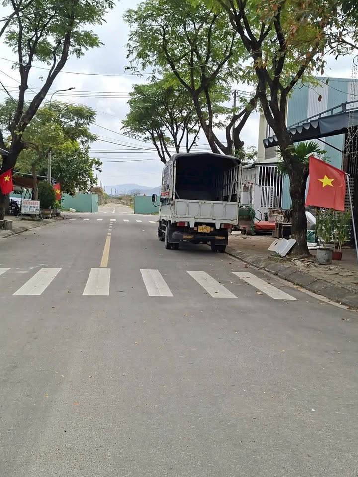 Đất nền Đà Nẵng 100m² - Hướng Tây Bắc, Giá 3 Tỷ - Đầu tư sinh lời