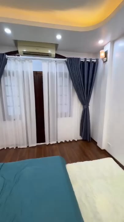 Nhà nguyên căn Văn Chương Đống Đa 16 triệu/tháng - Full nội thất!