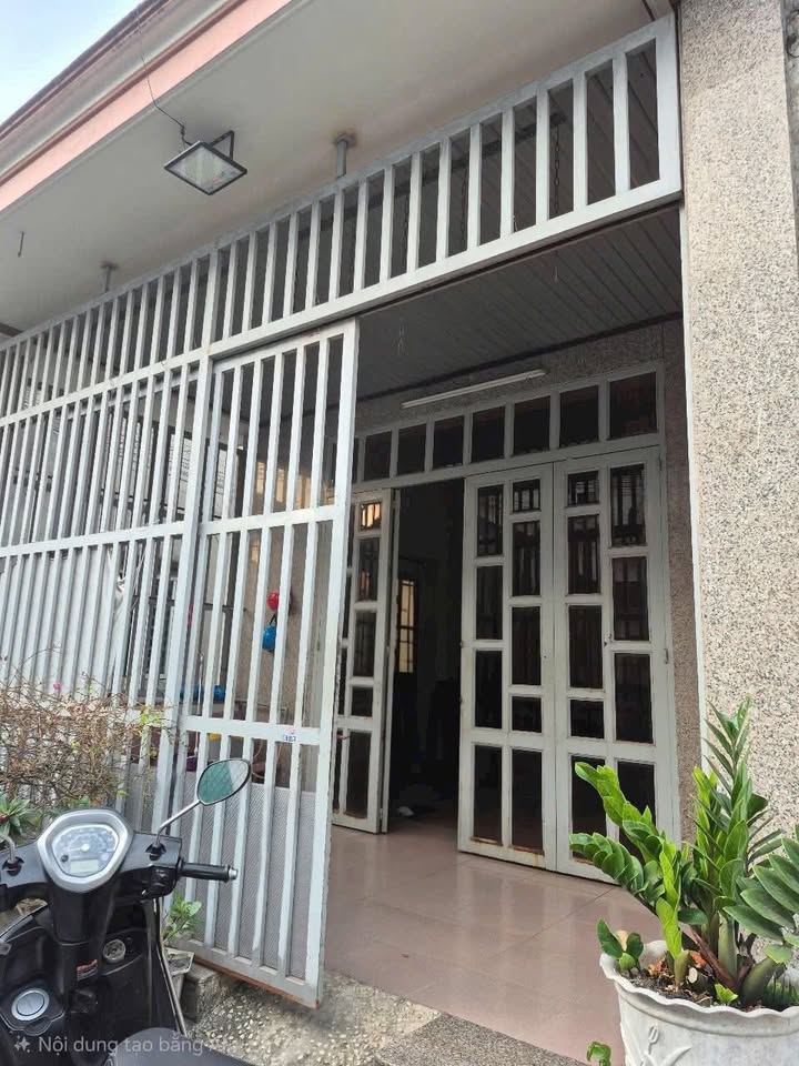 Nhà 90m² Ấp 7 Hóc Môn - Full Nội Thất Cơ Bản, Giá 5 Triệu