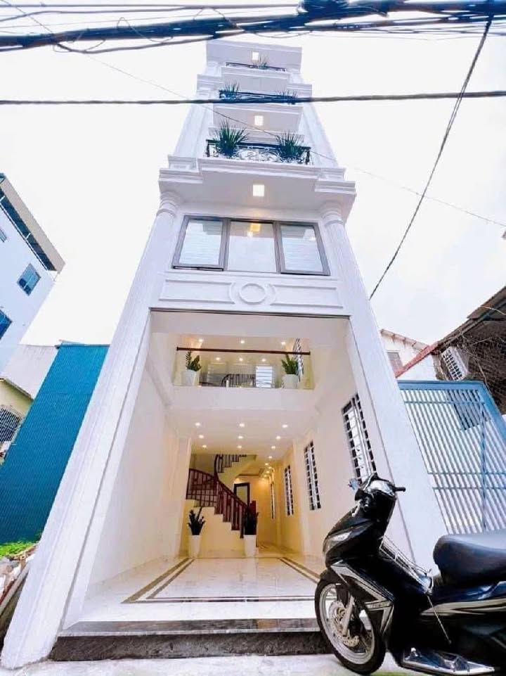 Bán nhà Bát Khối Long Biên 46m² 11 tỷ - Lô góc hiện đại ở ngay!