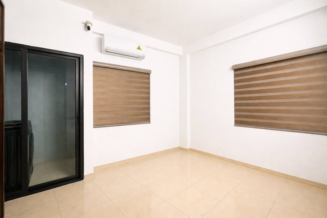 Bán nhà phố Thượng Thanh 73m² - Ngõ ô tô, sổ vuông đẹp