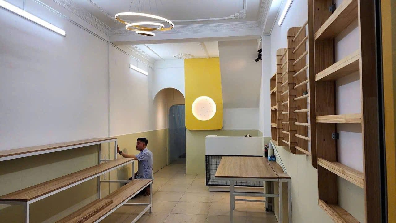 Nhà Mặt Tiền 1185 Hoàng Sa, Quận 3 – Kinh Doanh Đắc Địa!