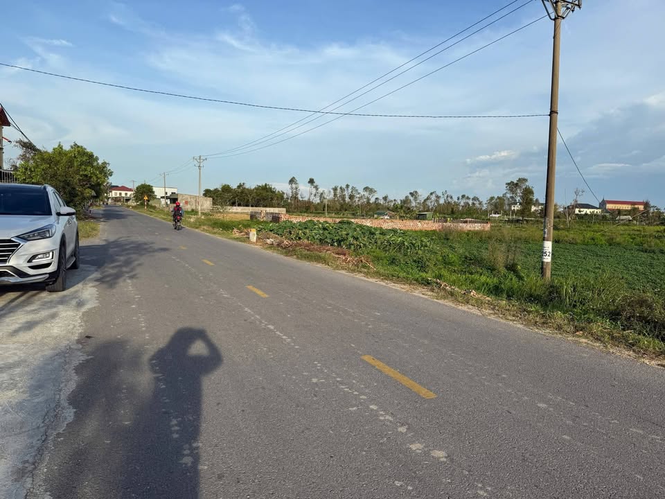 Đất nền Thạch Lạc, Hà Tĩnh 100m² giá 2 tỷ - Tiềm năng tăng giá!