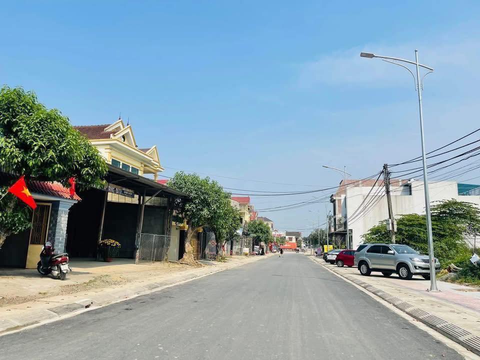 Đất nền Nhân Lý Kỳ Anh 205m² giá 2 tỷ - Sổ đỏ chính chủ vị trí VIP