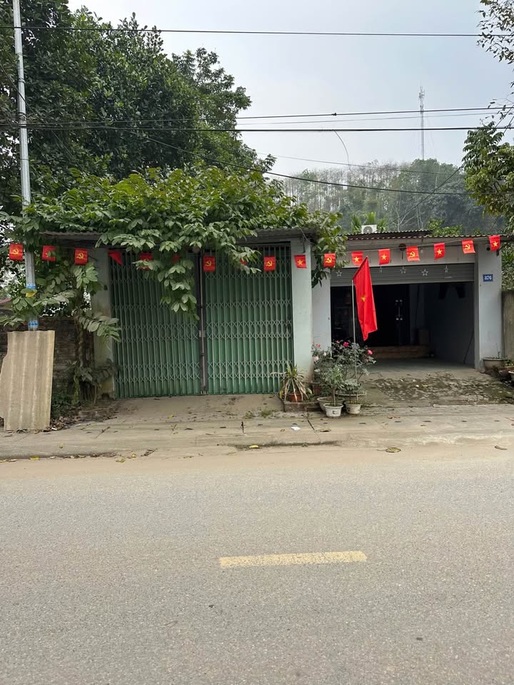 Bán nhà mặt tiền Trần Phú TP Yên Bái 152m² 1 tỷ - Vị trí đắc địa!