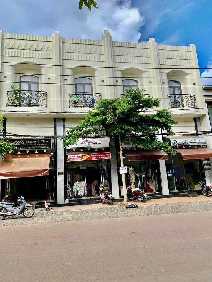 Nhà mặt tiền Trần Hưng Đạo BMT 60m² giá 12.8tr - Vị trí đắc địa