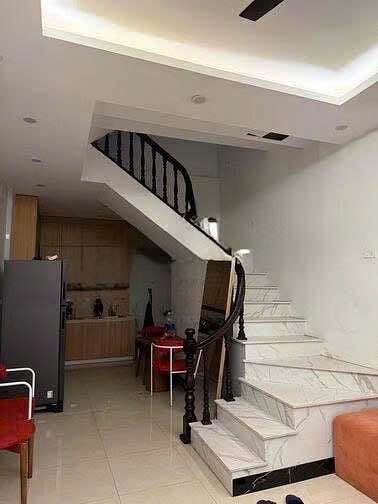 Nhà 40m² 4 Tầng Full Nội Thất - Pháo Đài Láng, Đống Đa - Giá 16 Triệu