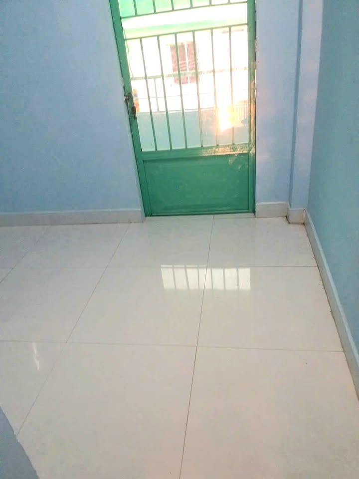 Bán nhà Đông Thạnh Hóc Môn 76m² giá 2.05 tỷ - Vị trí đẹp hẻm xe hơi!