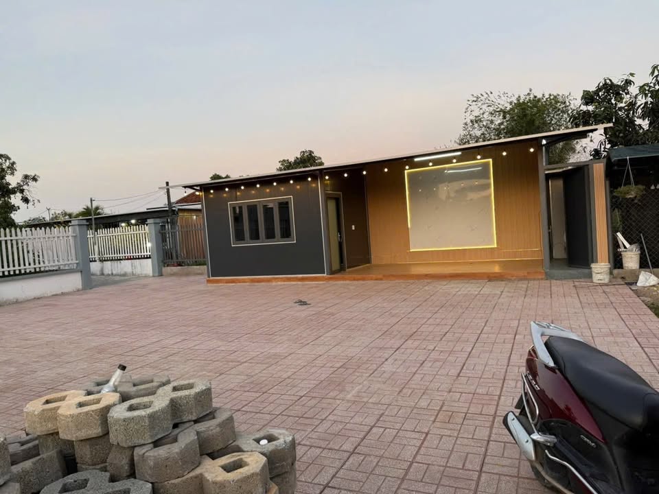 Đất vườn Bình Chánh 2200m² giá 9.9 tỷ - Nghỉ dưỡng lý tưởng!