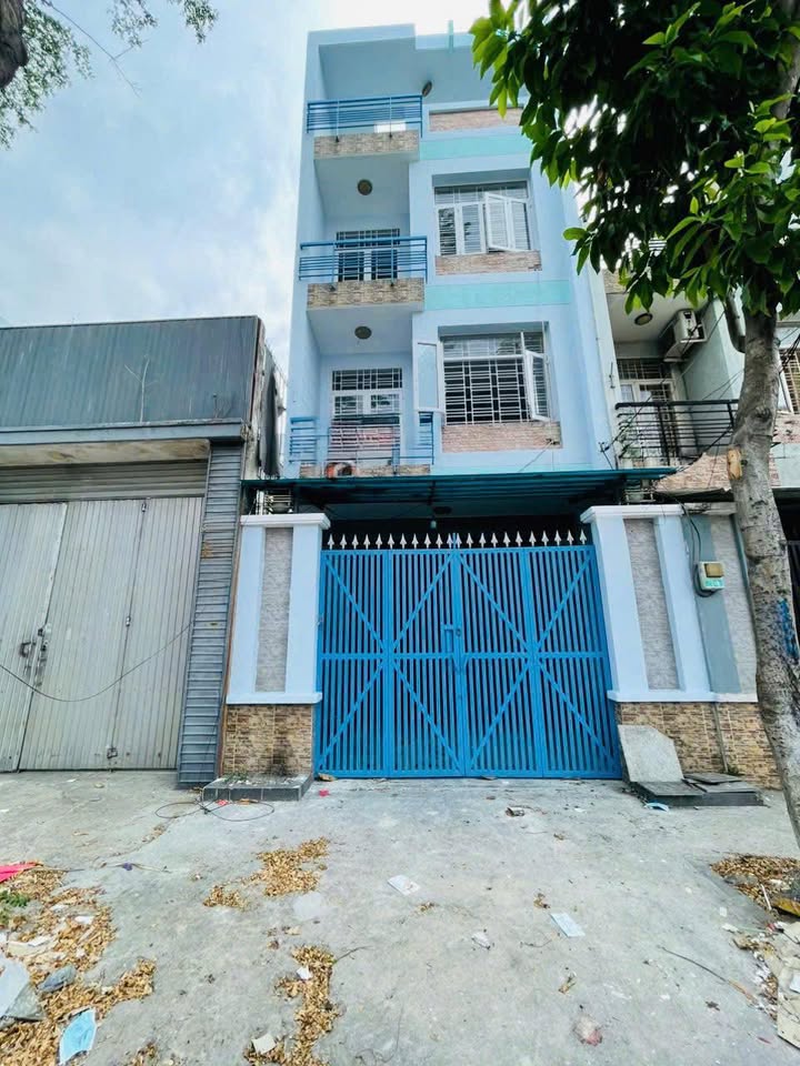 Nhà mặt tiền Tân Tạo Bình Tân 100m² 22 triệu - Ô tô vào tận nhà