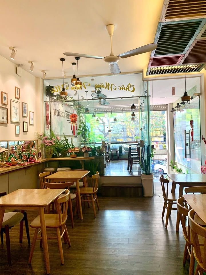 Tòa Nhà Văn Phòng MT Phan Châu Trinh, Đà Nẵng - 136m², 7 Tầng, Dòng Tiền 100 Triệu/Tháng