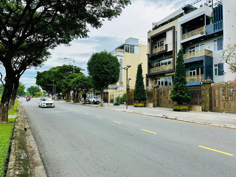 Nhà mặt tiền đường 2 Tháng 9 Hải Châu 55m² 8 tỷ - Vị trí đắc địa!