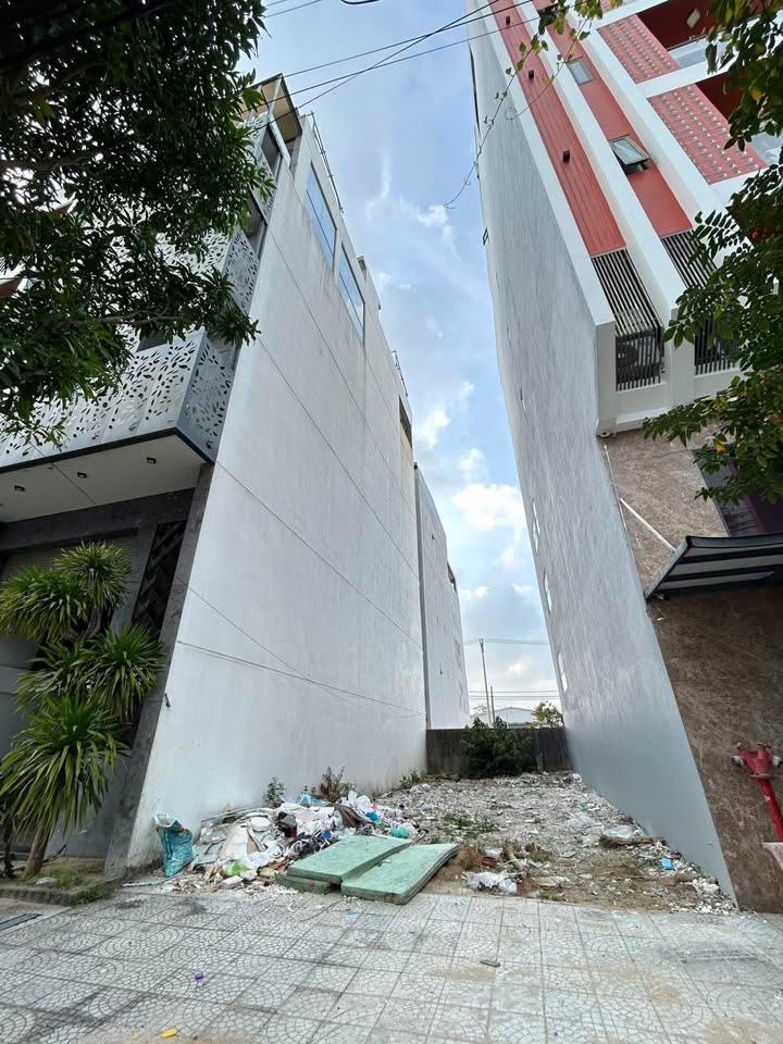 Nhà Phố Khuê Mỹ Đông 14 Đà Nẵng 102m² - Đắc địa, kinh doanh sầm uất!