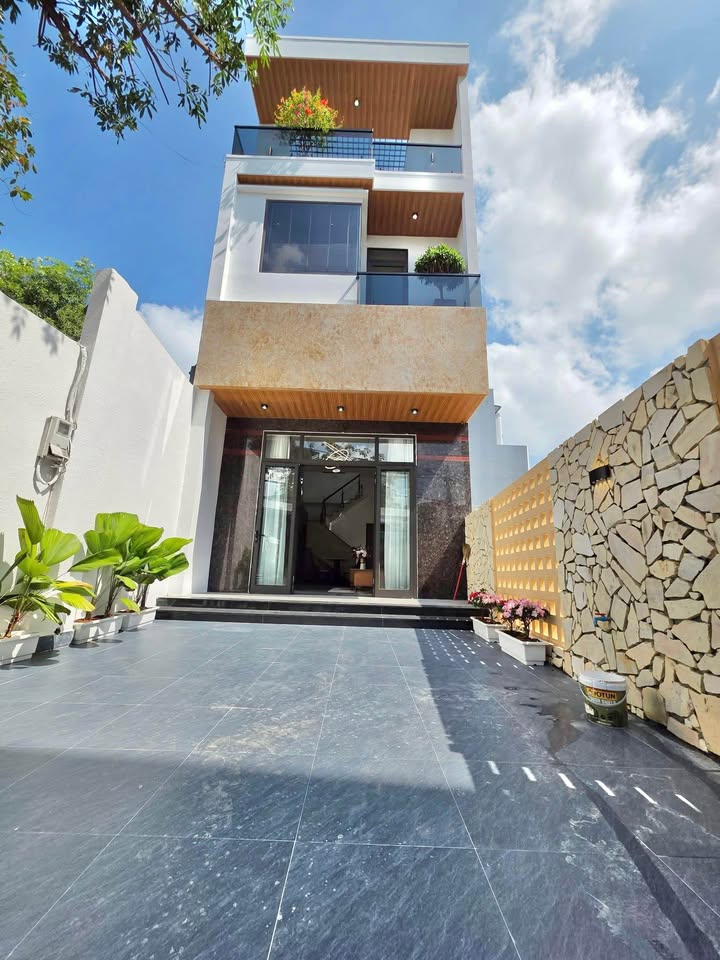 Nhà Nguyễn Như Hạnh Đà Nẵng 102m² giá 8.2 tỷ - Chính chủ bán!