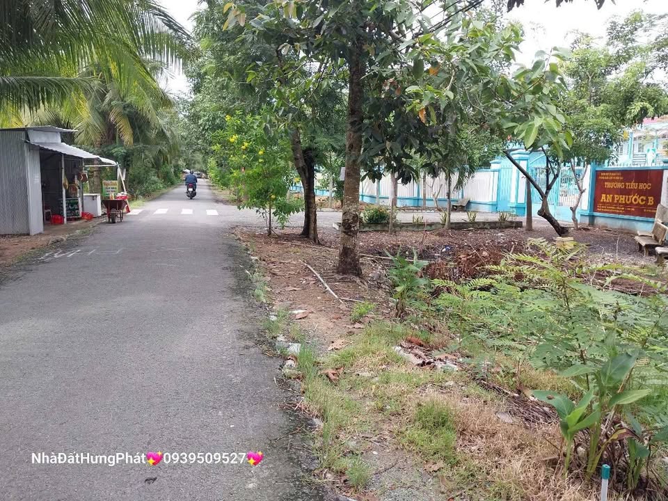 Đất nền 899m² Xã An Phước, Mang Thít - Sổ Đỏ Sẵn, Giá 750 Triệu
