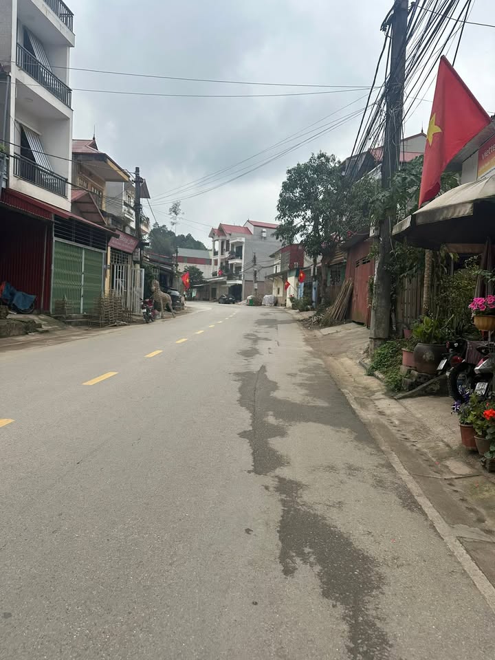 Đất thổ cư Hữu Lũng, Lạng Sơn 130m² - Mặt tiền 5.3m, giá chỉ 2 tỷ