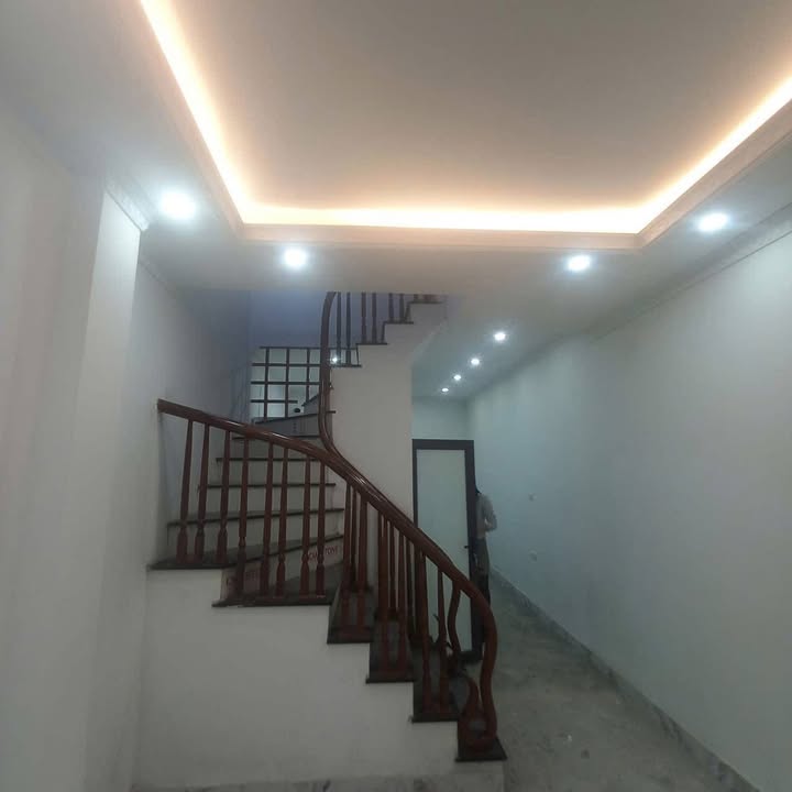 Nhà Phố Tân Khai, Hai Bà Trưng - 35m² x 2 Tầng, Ô tô Tránh, Giá 2.95 Tỷ