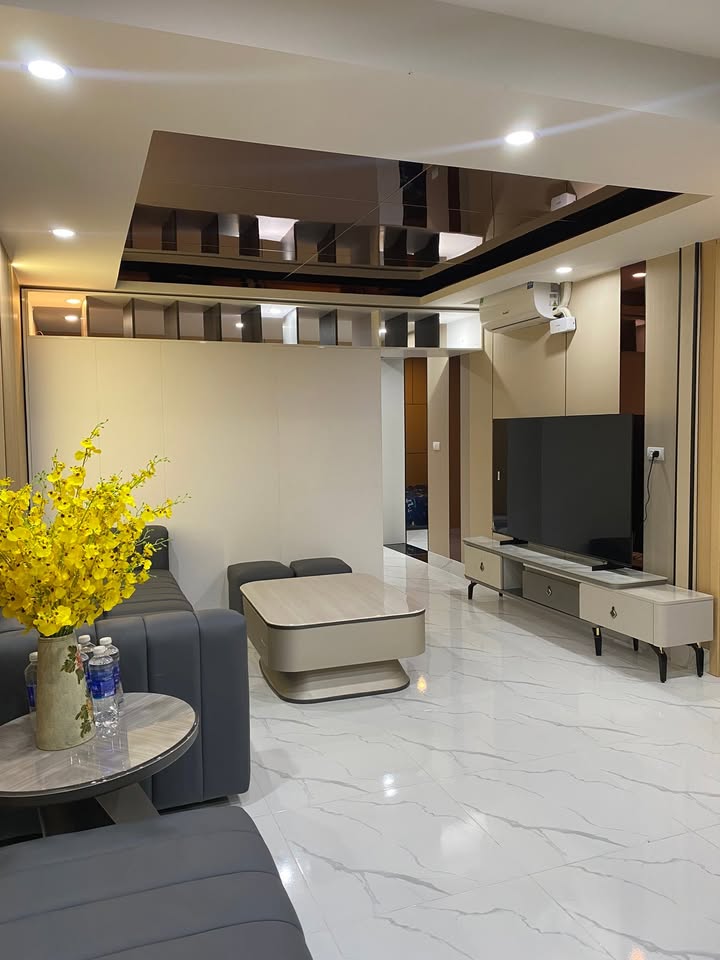 Căn hộ tập thể Láng Hạ, Đống Đa 75m² - Full nội thất cao cấp!