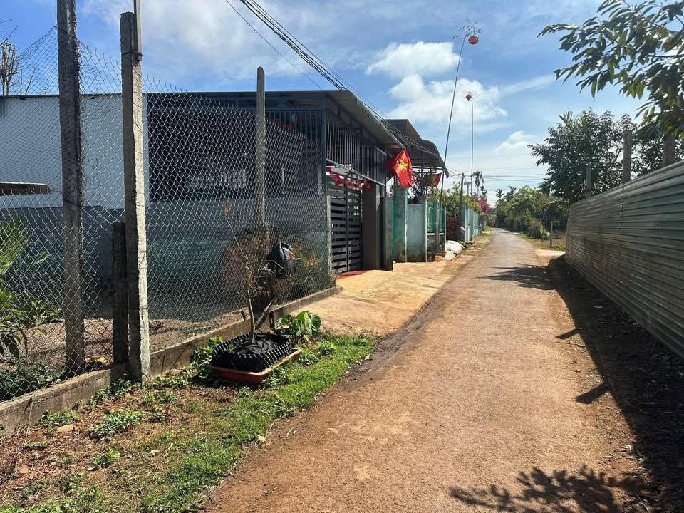 Bán Đất Thổ Cư 263m² Mặt Tiền Phan Đình Giót, TP.HCM - Sổ Đỏ Sẵn Sàng