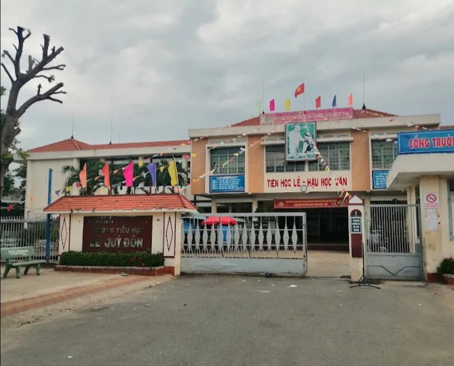 Nhà riêng Dĩ An 52m² - Sổ hồng sẵn, Giá tốt hiếm có!