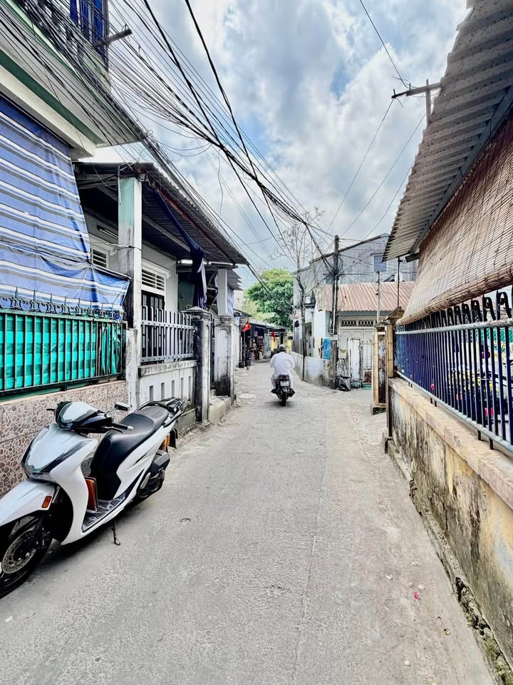 Đất nền Trần Phú, Huế 182m² - Đất thổ cư 100%, ô tô vào tận nơi!