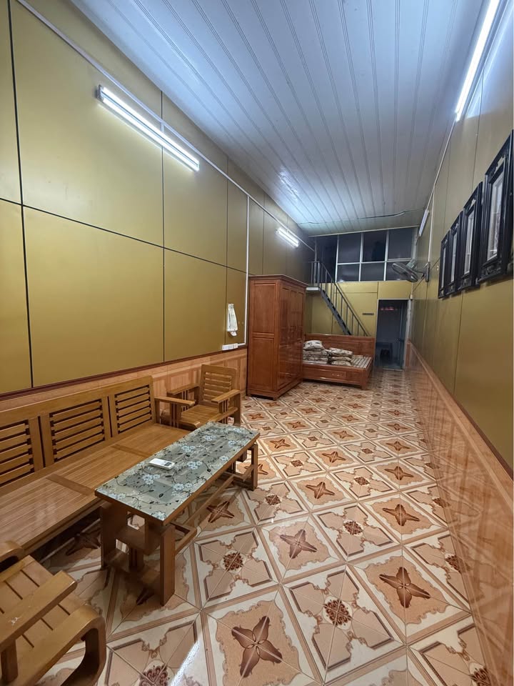 Nhà Nguyên Căn Ngõ Chùa Vĩnh Khánh 50m² - Giá 3.5 Triệu/Tháng - Sẵn Sàng Vào Ở Ngay