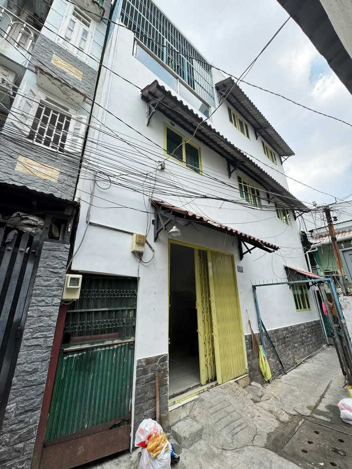 Nhà riêng hẻm Văn Thân Q.6 32m² giá 3.85 tỷ - Chính chủ bán!
