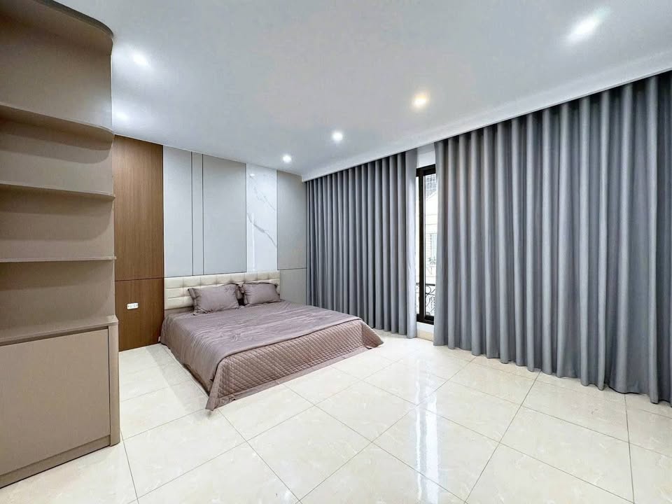 Cho thuê nhà liền kề Văn Phú Hà Đông 250m² - Vị trí đắc địa kinh doanh ngay!