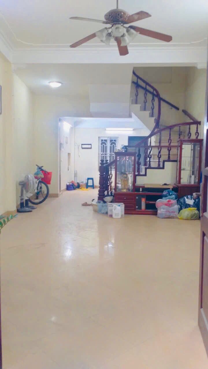 Nhà nguyên căn Đội Cấn, Ba Đình 18 triệu/tháng - Ô tô vào tận nhà!
