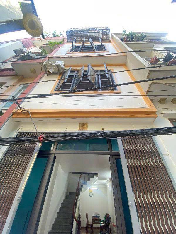 Cho thuê nhà nguyên căn 4 tầng Tân Triều, Hà Nội - 12 triệu/tháng
