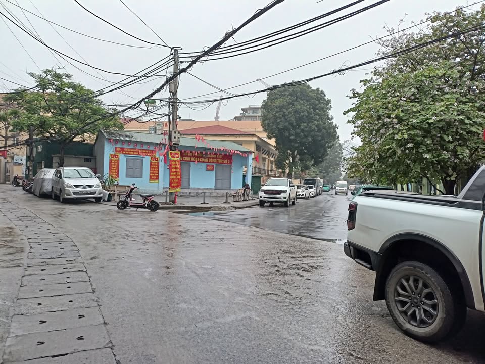 Nhà riêng 214 Nguyễn Xiển 30m² - Thích hợp KD online!