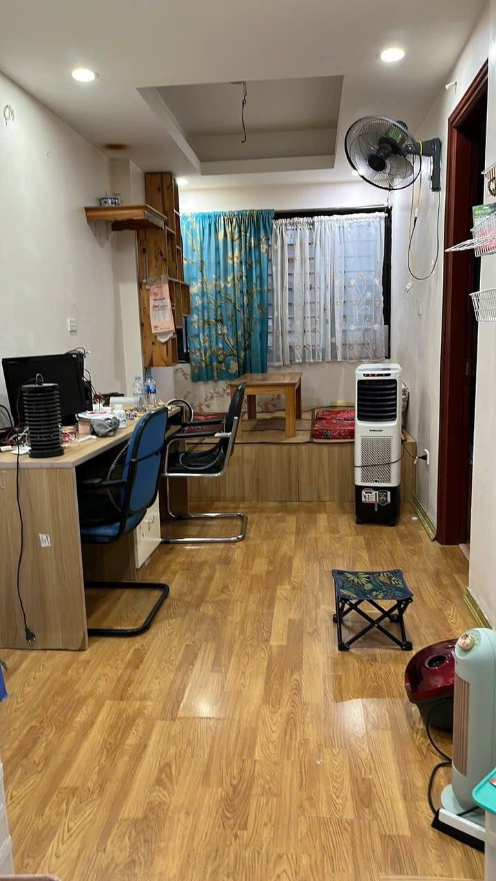 Thuê Căn Hộ Mini Hào Nam 38m² Giá 7 Triệu - Hướng Đông Nam Thoáng Mát!