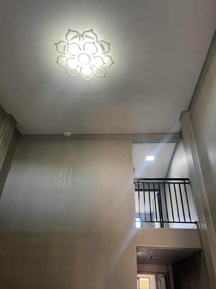 Nhà 70m² Đường Hàn Thuyên, Đà Lạt - 3.8 Tỷ, 4PN, Ở Ngay!