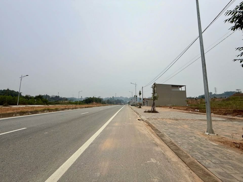 Đất nền Tân Thịnh, Yên Bái 161m² giá 3,2 tỷ - Đường to ô tô