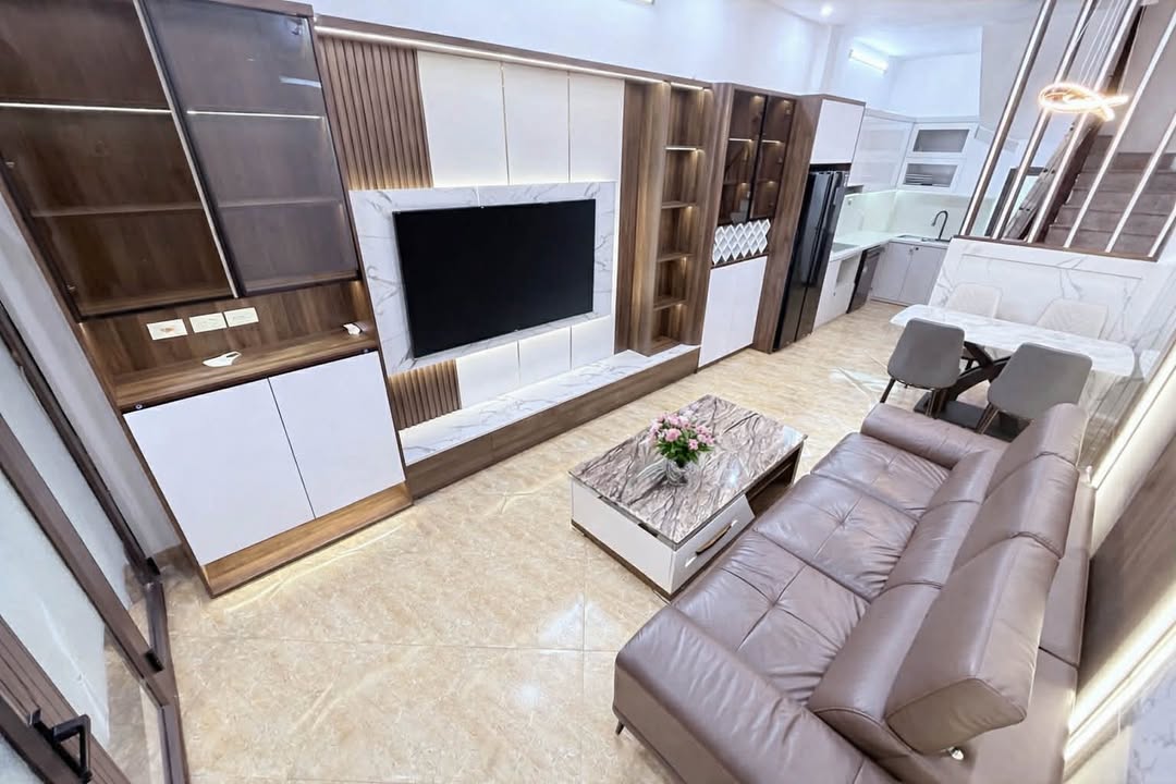 Nhà riêng Nghĩa Đô Cầu Giấy 35m² - Sổ đỏ sẵn sàng!