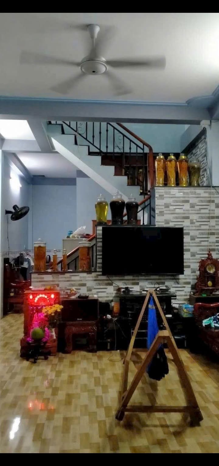 Nhà Vĩnh Lộc B 54m² - Chính chủ bán gấp 1.95 tỷ, DT 4x13.5m